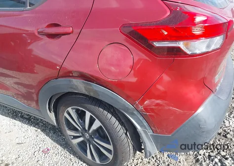 2018 Nissan Kicks Sv z USA, uszkodzony, nr VIN 3N1CP5CU5JL514163